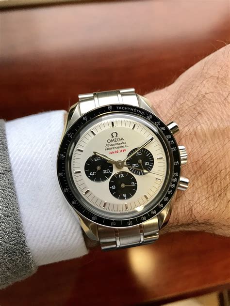 speedmaster Apollo 11